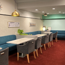 カフェ・販売スタッフ